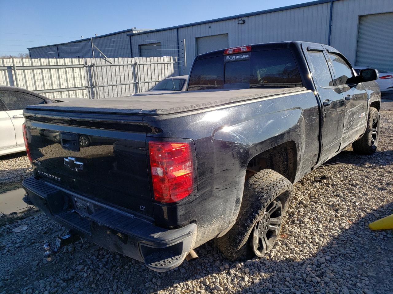 Photo 4 from auction – 2015 CHEVROLET SILVERADO with VIN 1GCVKREC4FZ404351