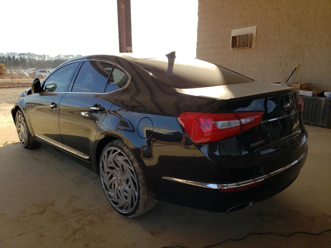 Photo 3 from auction – 2015 KIA CADENZA PR with VIN KNALN4D76F5173463