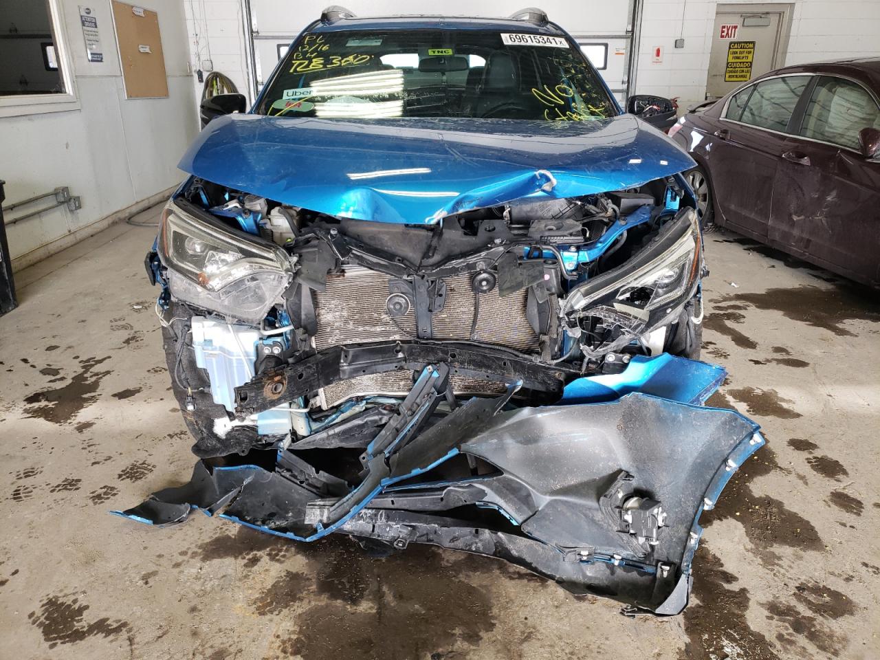 Photo 9 from auction – 2016 TOYOTA RAV4 SE with VIN JTMJFREV4GD188486