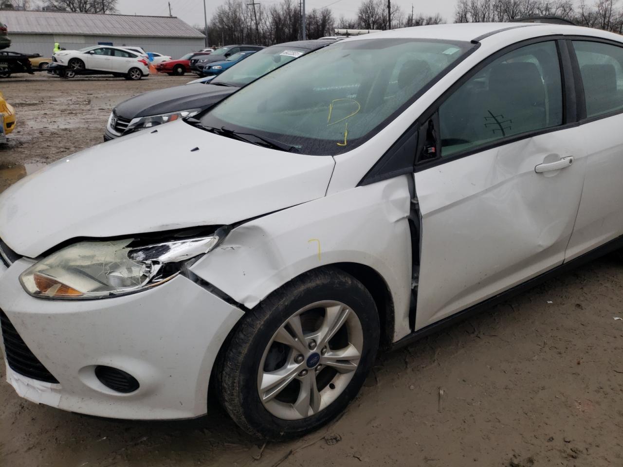 Photo 9 from auction – 2014 FORD FOCUS SE with VIN 1FADP3F21EL212148