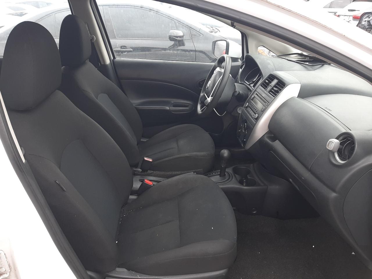 Photo 5 from auction – 2016 NISSAN VERSA NOTE with VIN 3N1CE2CP6GL392257
