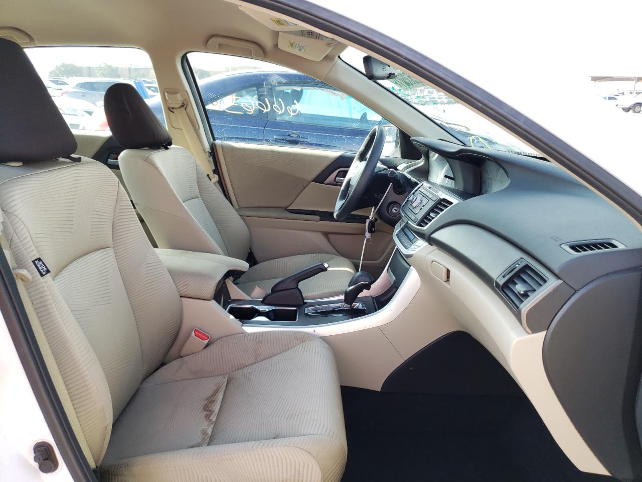 Photo 5 from auction – 2014 HONDA ACCORD LX with VIN 1HGCR2F32EA233848