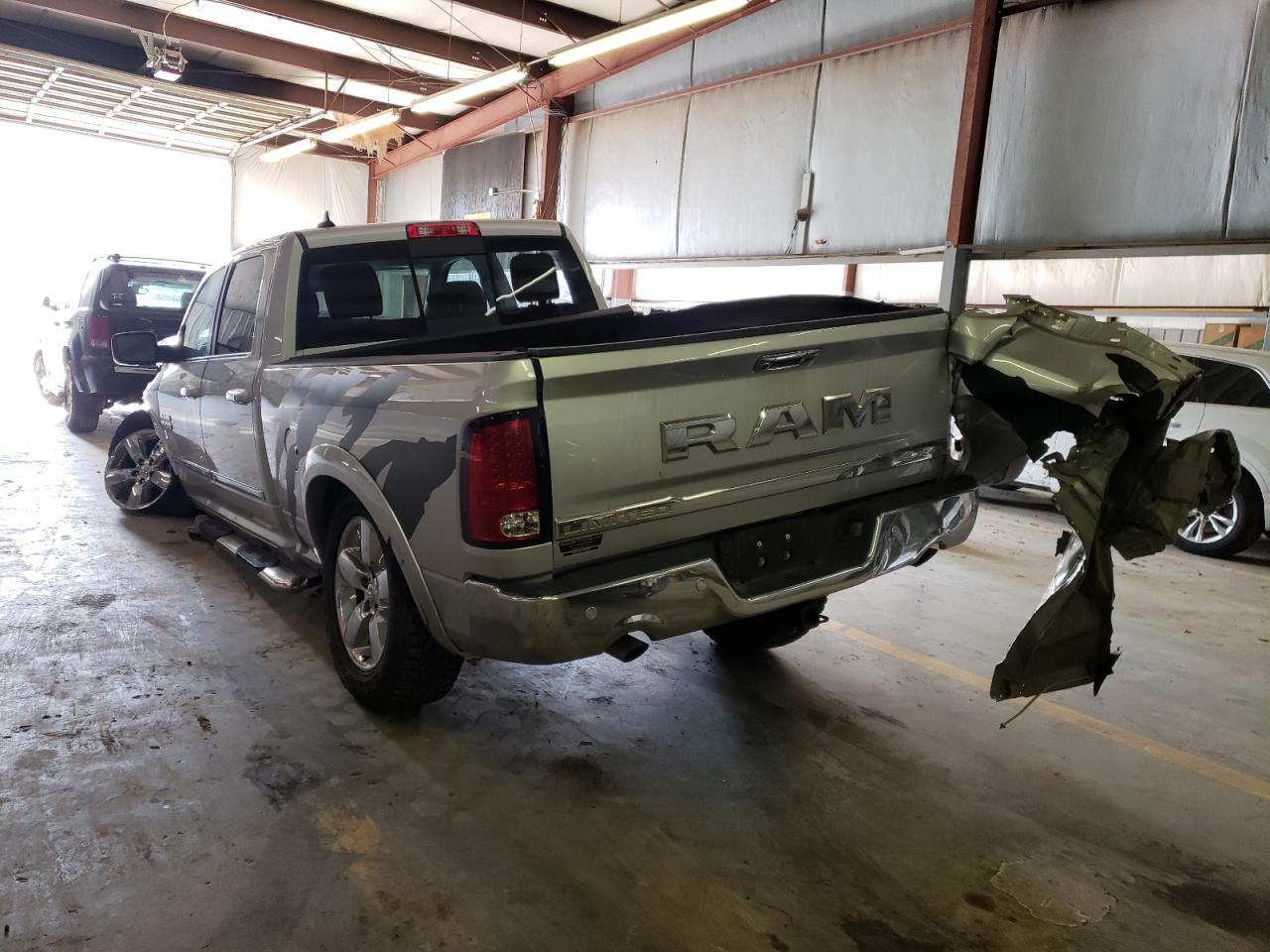 Photo 3 from auction – 2019 RAM 1500 CLASS with VIN 1C6RR7TT3KS522034