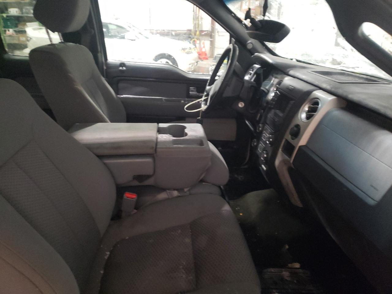 Photo 5 from auction – 2014 FORD F150 SUPER with VIN 1FTFX1EF0EFC37598
