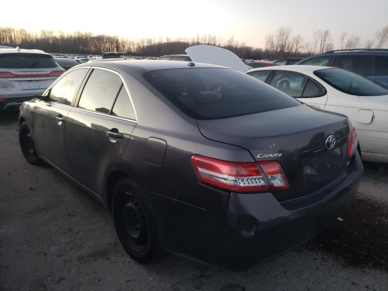 Zdjęcie 3 z aukcji – 2010 TOYOTA CAMRY BASE z VIN 4T4BF3EK7AR044799