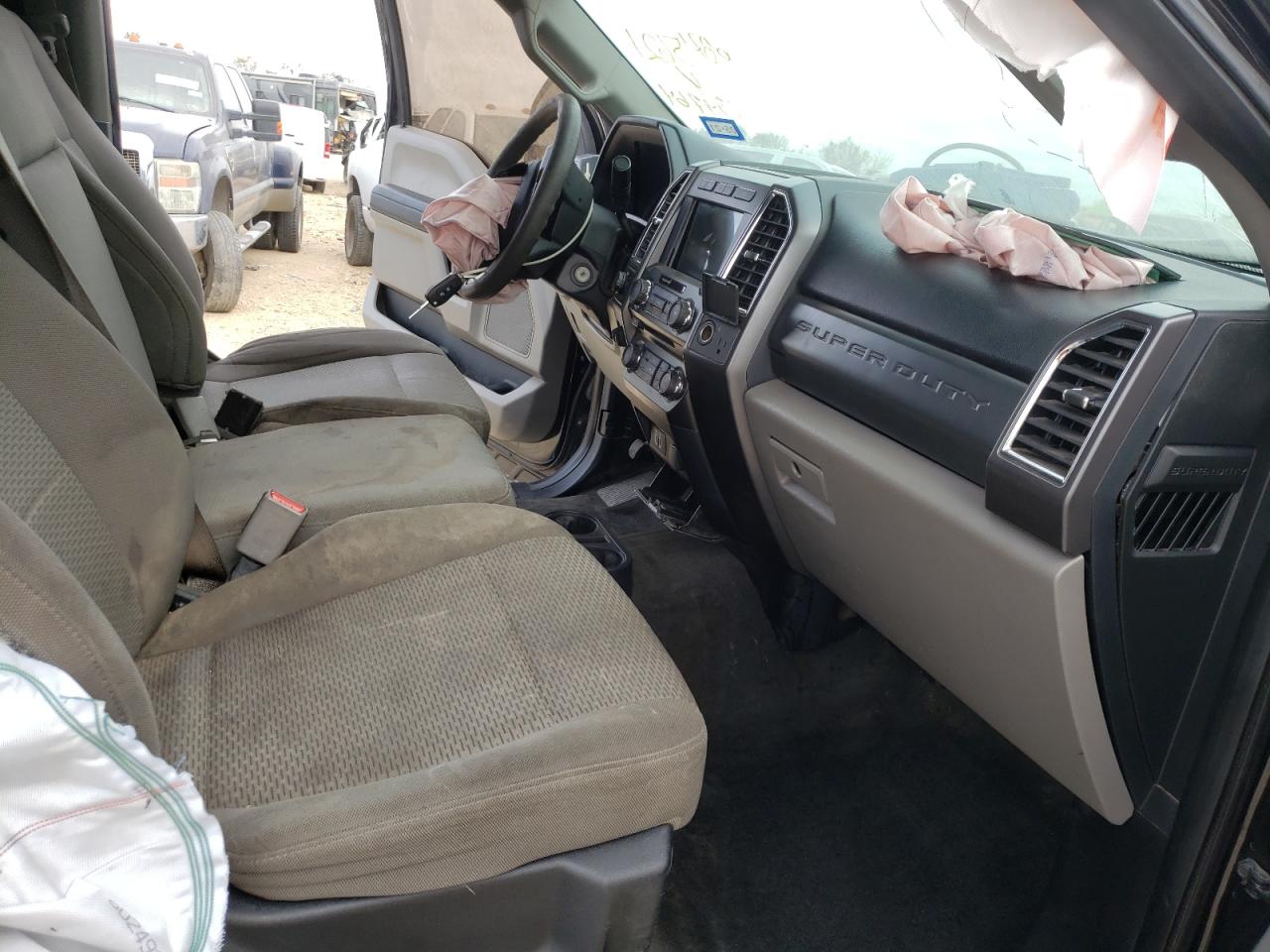 Photo 5 from auction – 2017 FORD F350 SUPER with VIN 1FT8W3BT9HEC07673