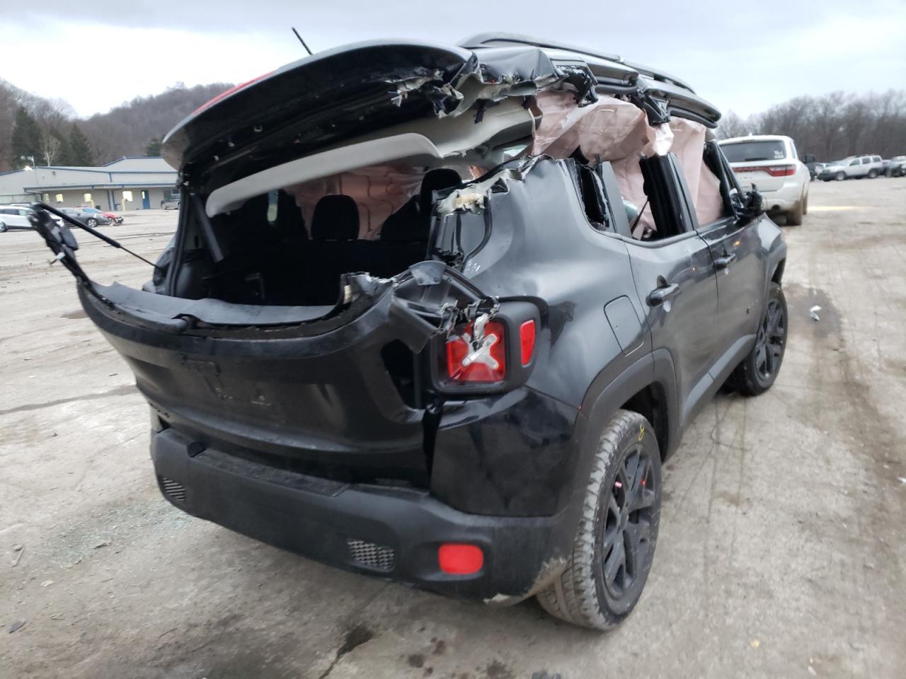 Photo 4 from auction – 2017 JEEP RENEGADE L with VIN ZACCJBBB7HPG58201