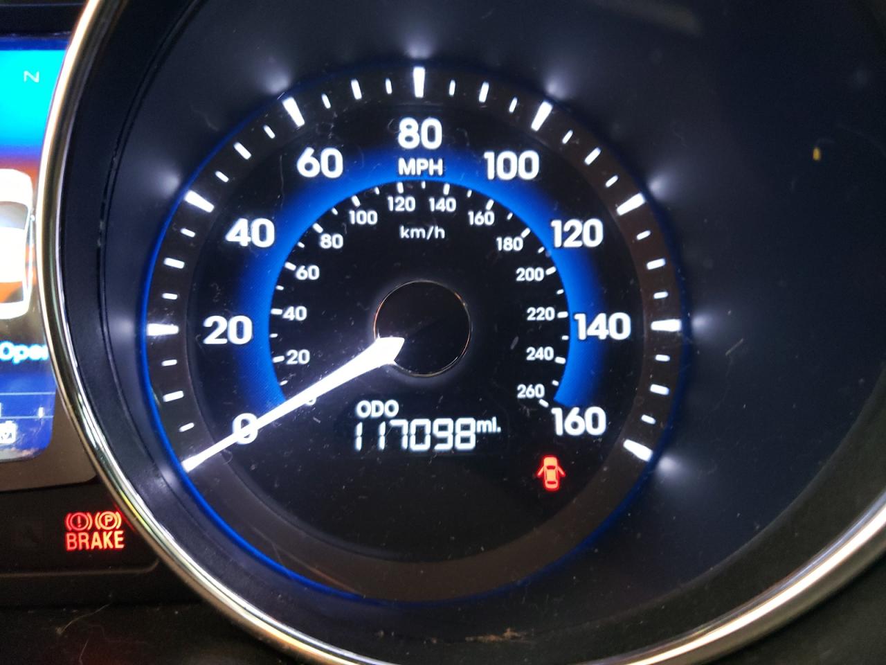Photo 8 from auction – 2013 HYUNDAI SONATA HYB with VIN KMHEC4A41DA085237