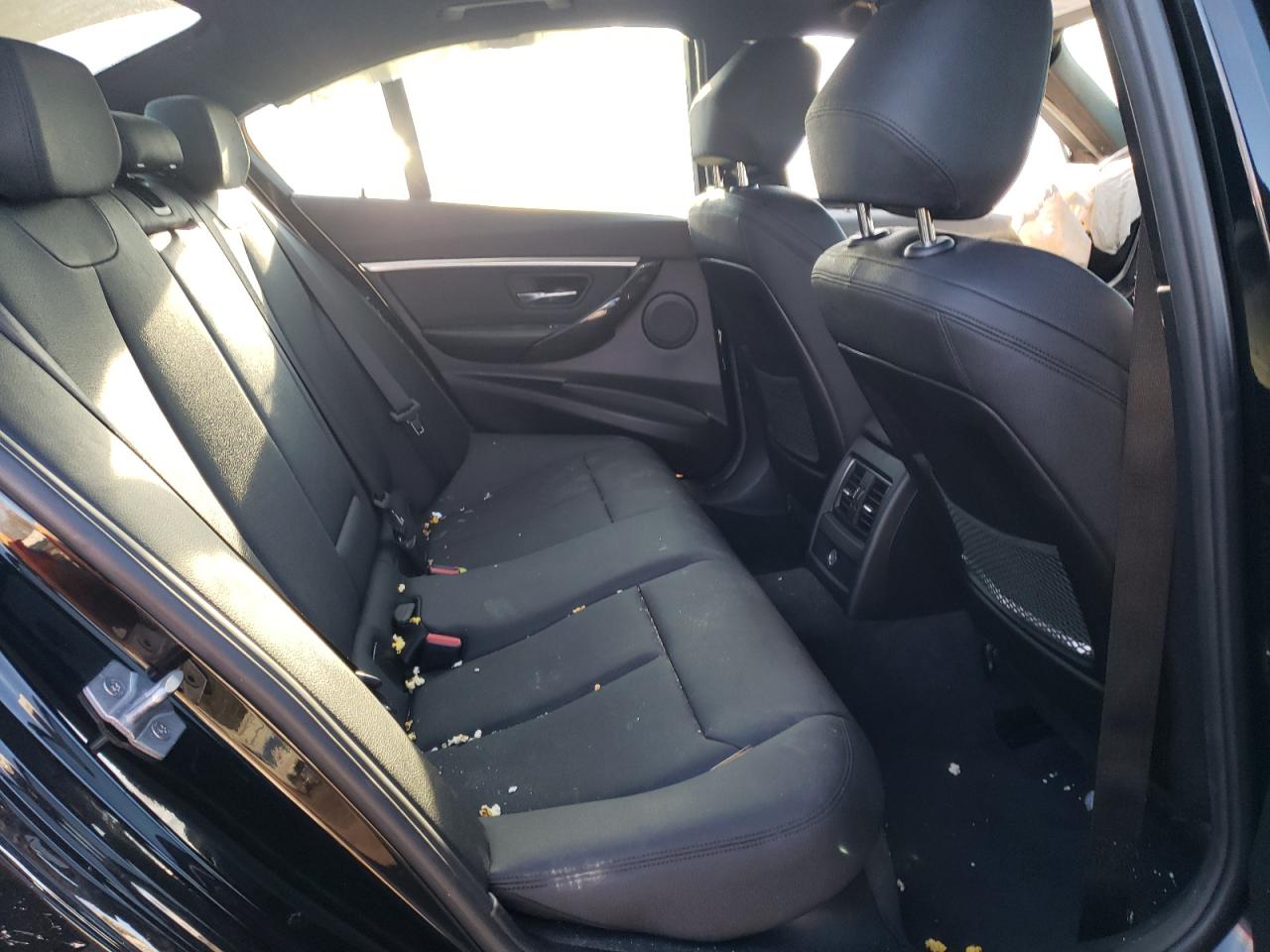 Photo 6 from auction – 2018 BMW 330 XI with VIN WBA8D9G56JNU71956