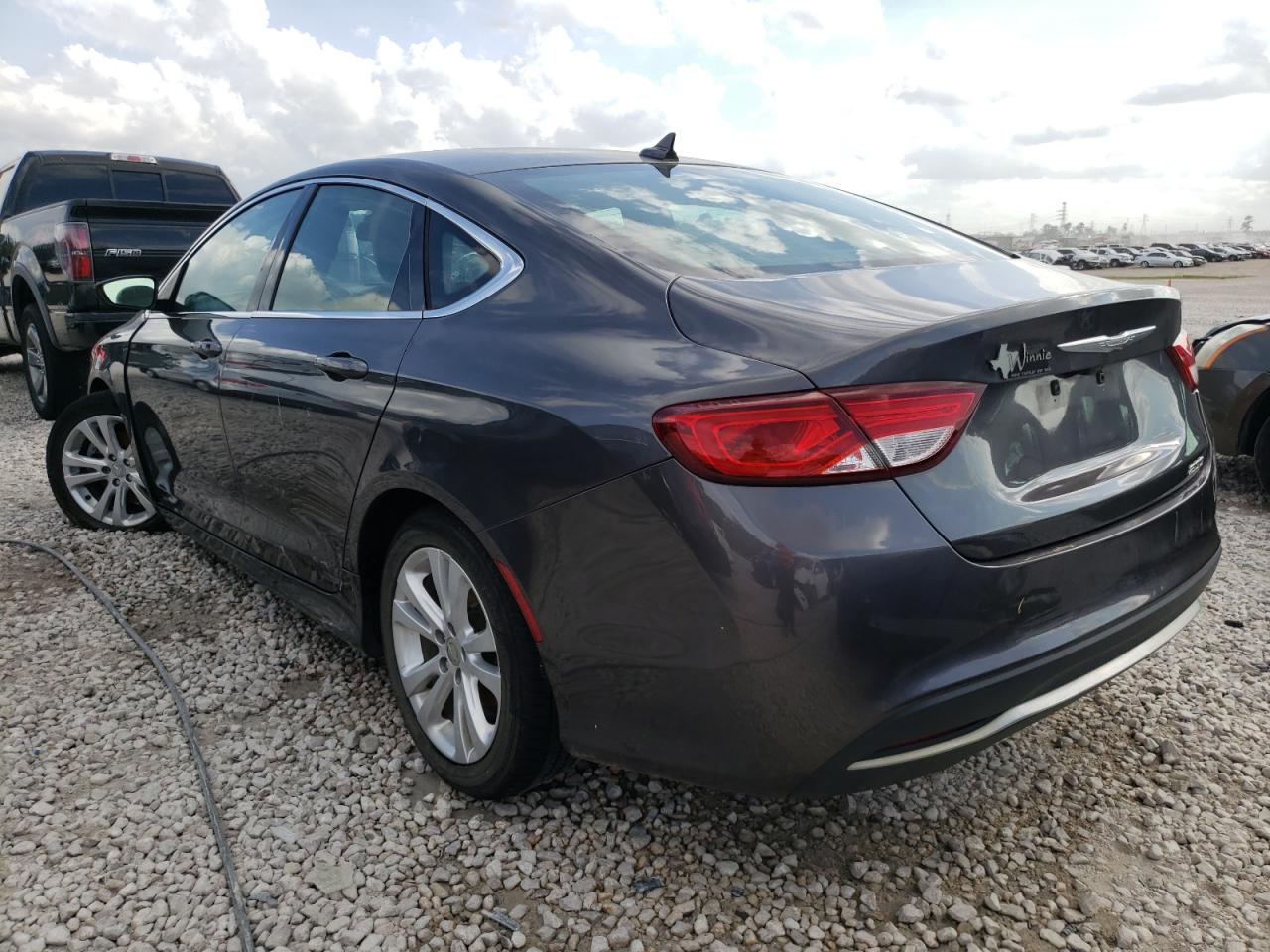 Photo 3 from auction – 2015 CHRYSLER 200 LIMITE with VIN 1C3CCCAB9FN699876