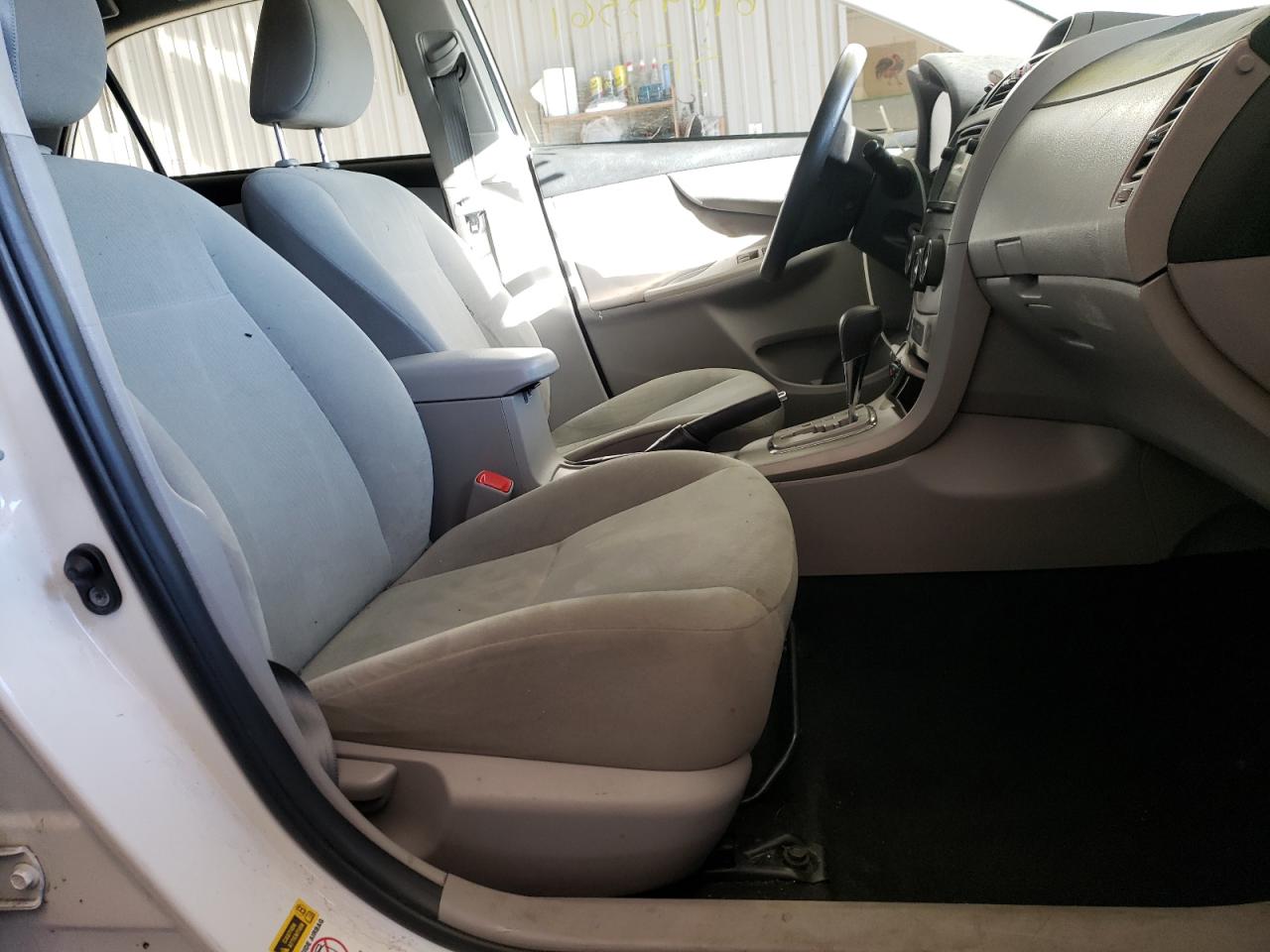 Photo 5 from auction – 2013 TOYOTA COROLLA BA with VIN 2T1BU4EE7DC015941