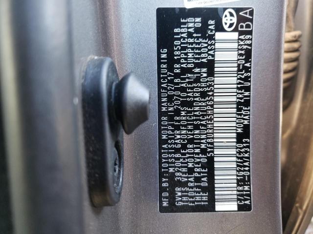 Photo 10 from auction – 2017 TOYOTA COROLLA L with VIN 5YFBURHE5HP654530