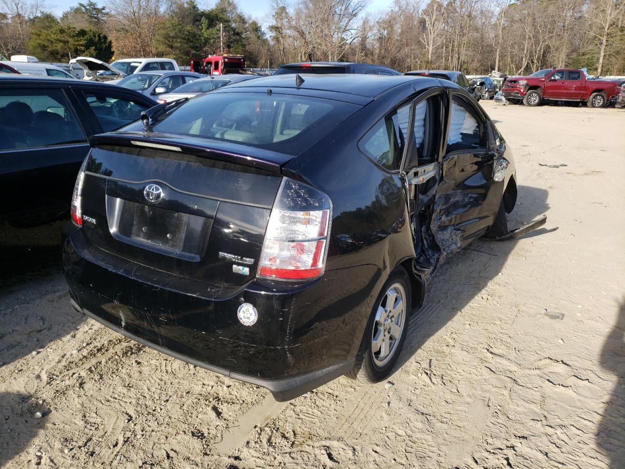 Photo 4 from auction – 2005 TOYOTA PRIUS with VIN JTDKB20U053079290