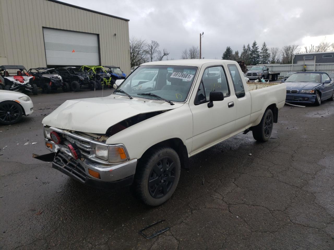 Photo 2 from auction – 1990 TOYOTA PICKUP 1/2 with VIN JT4RN93P5L5012951
