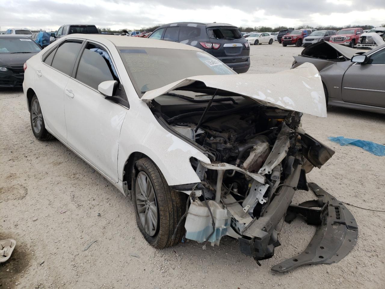 TOYOTA CAMRY LE 2015 with VIN 4T1BF1FK3FU032816 - Photo from auction