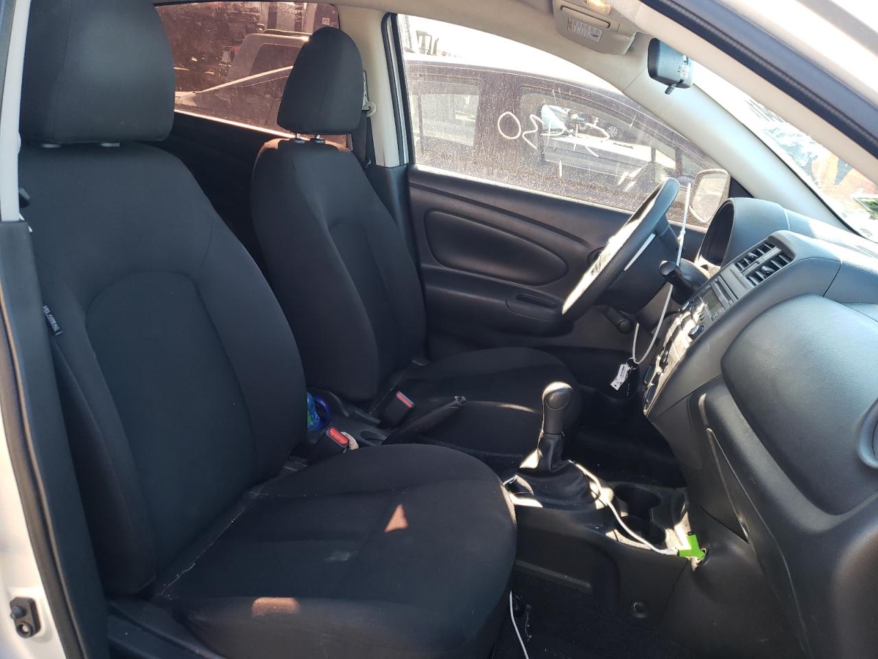 Photo 5 from auction – 2018 NISSAN VERSA S with VIN 3N1CN7AP6JL854288