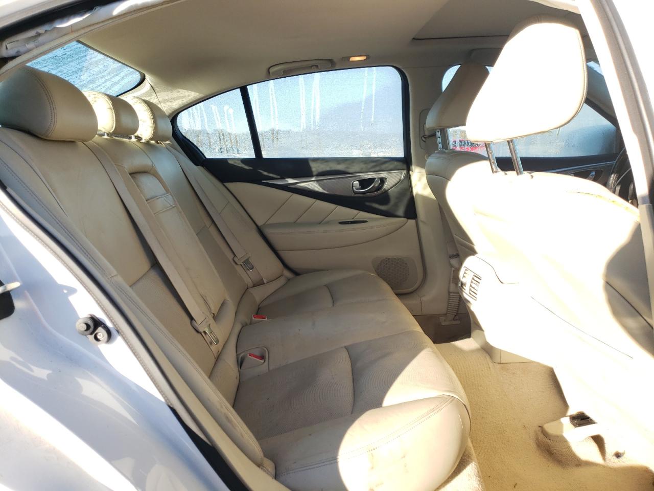 Photo 6 from auction – 2014 INFINITI Q50 BASE with VIN JN1BV7AR1EM694118