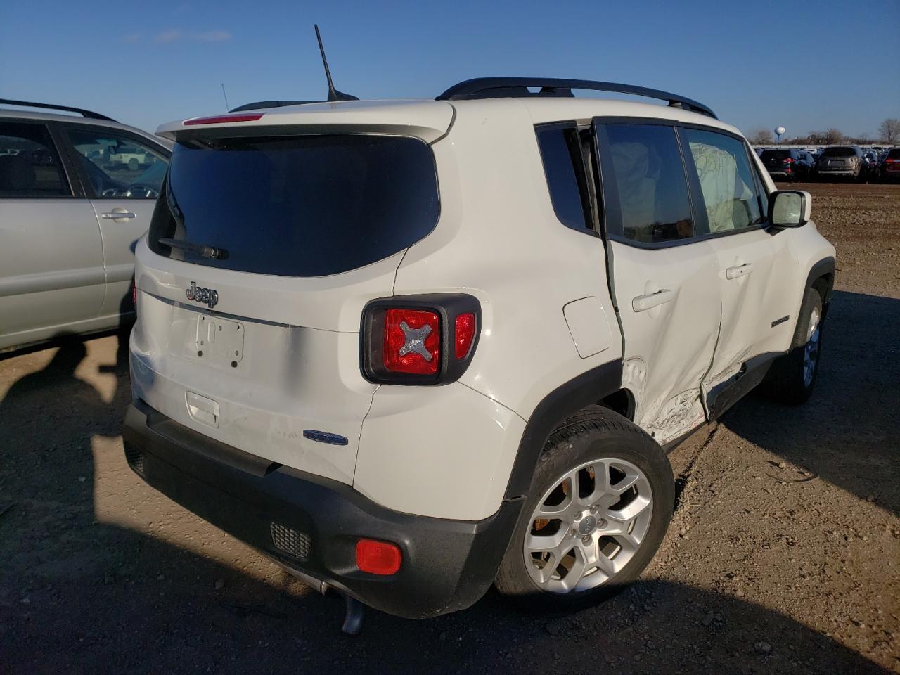 Photo 4 from auction – 2018 JEEP RENEGADE L with VIN ZACCJABB2JPH46220