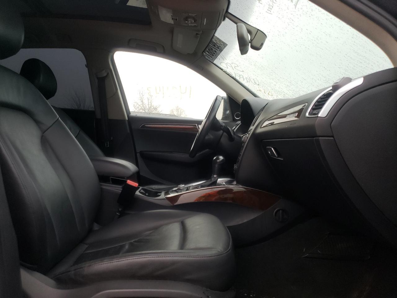 Photo 5 from auction – 2012 AUDI Q5 PREMIUM with VIN WA1LFAFP2CA125788