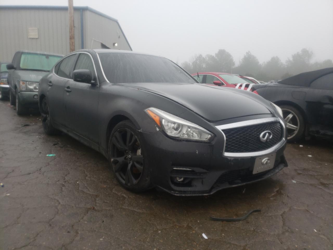 INFINITI M56 2011 with VIN JN1AY1AP2BM520617 - Photo from auction