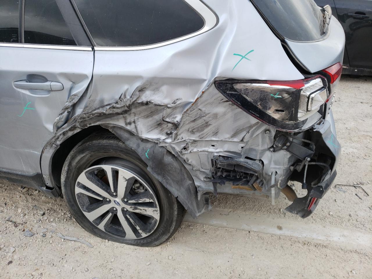 Foto 10 de la subasta – 2019 SUBARU OUTBACK 2. con VIN 4S4BSANC0K3353122