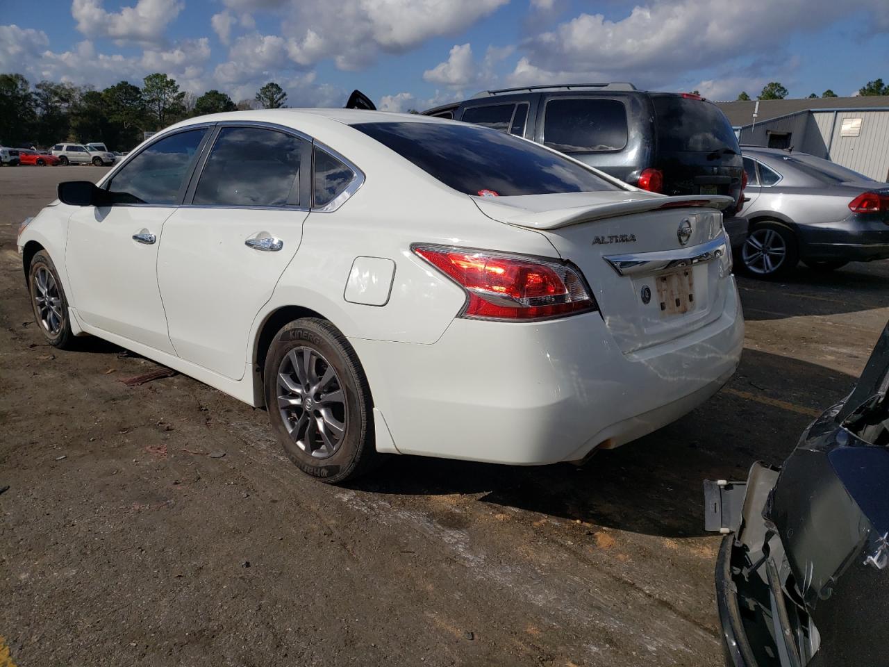 Photo 3 from auction – 2015 NISSAN ALTIMA 2.5 with VIN 1N4AL3AP9FC447836
