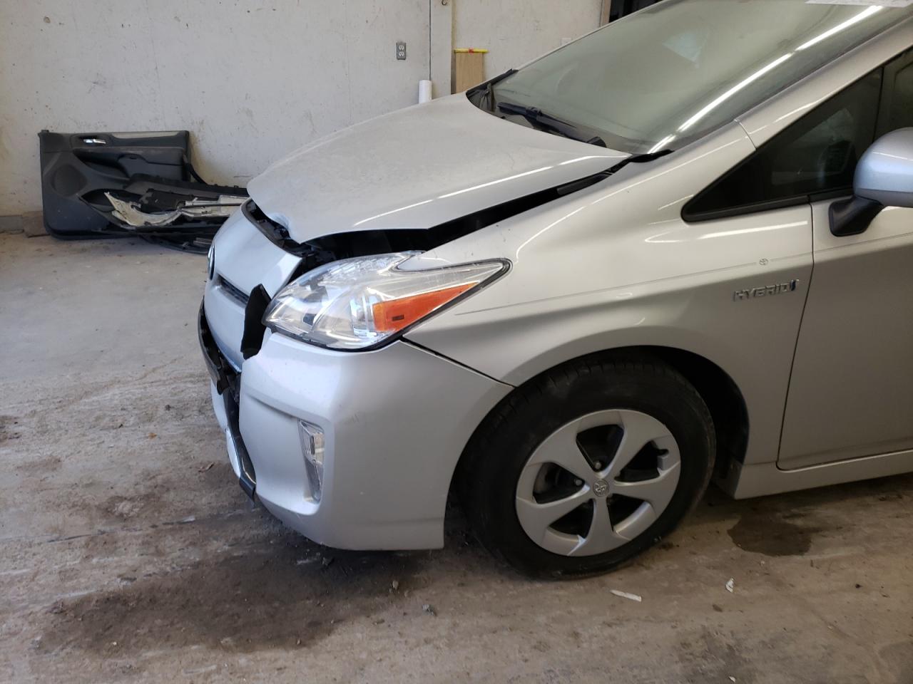 Foto 9 de la subasta – 2014 TOYOTA PRIUS con VIN JTDKN3DU2E1751028