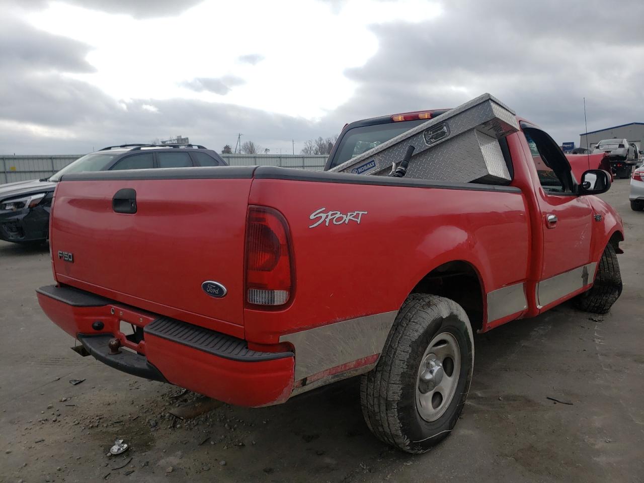 Photo 4 from auction – 2002 FORD F150 with VIN 1FTRF17282NA50489