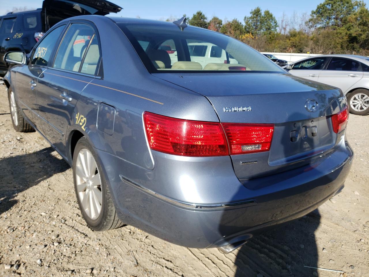 Photo 3 from auction – 2009 HYUNDAI SONATA with VIN 5NPEU46F39H519895