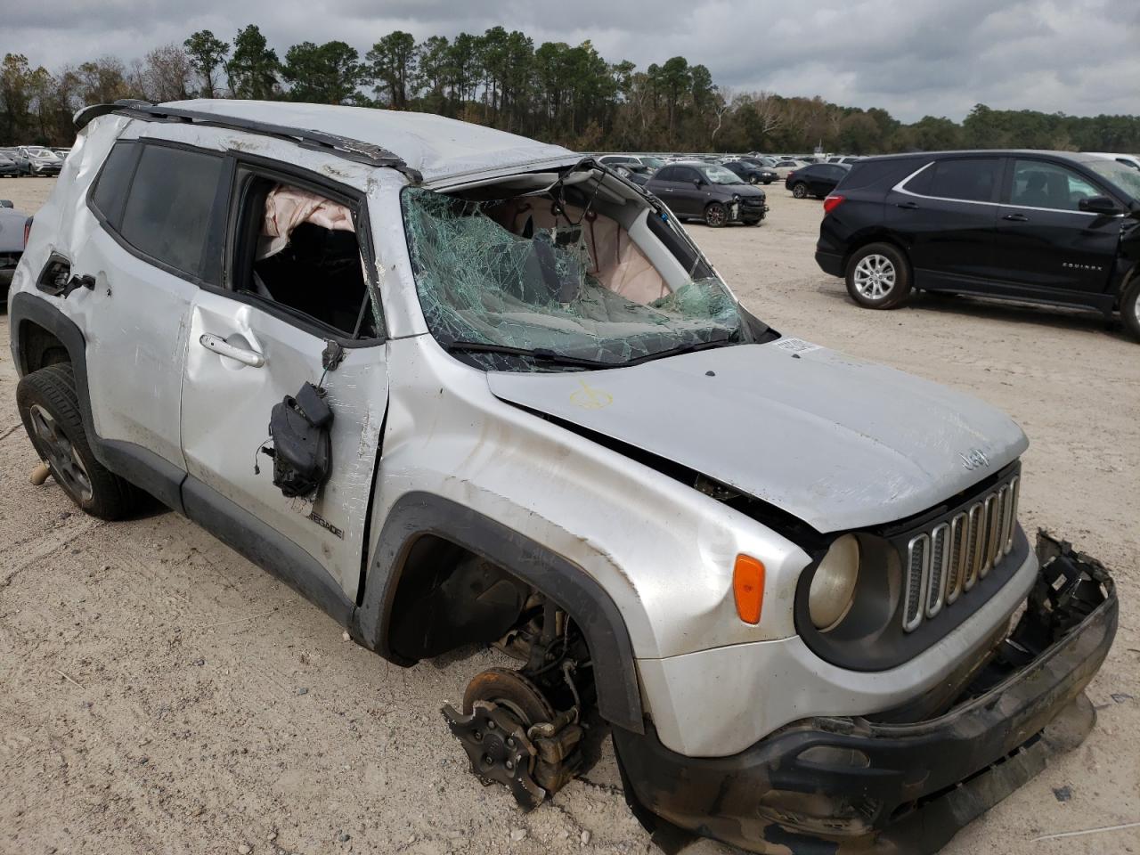 Photo 9 from auction – 2018 JEEP RENEGADE S with VIN ZACCJBAB1JPH06234
