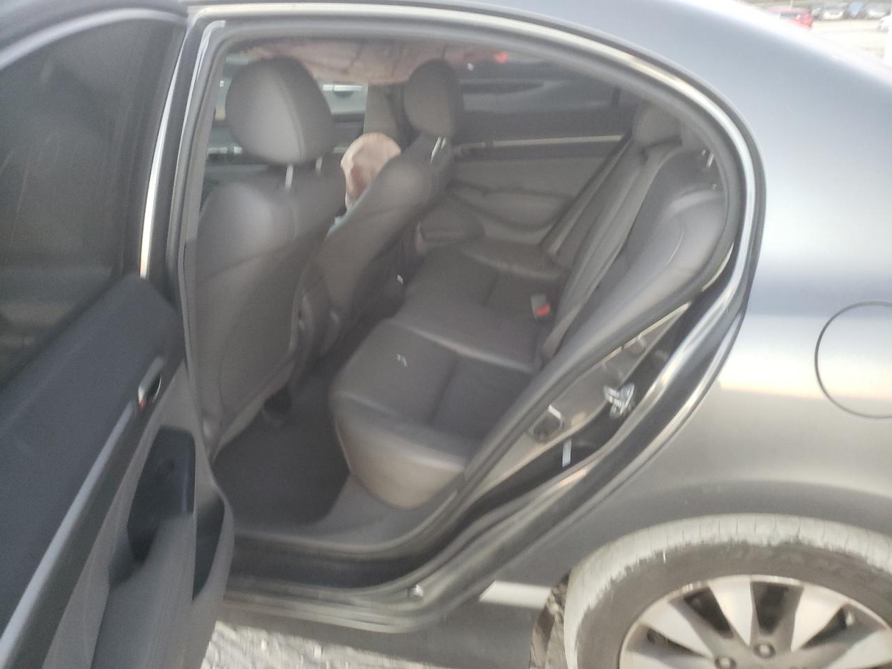 Photo 6 from auction – 2010 HONDA CIVIC EXL with VIN 19XFA1F92AE038261