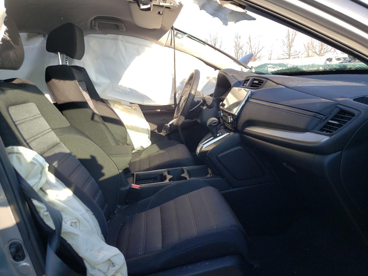 Photo 5 from auction – 2019 HONDA CR-V LX with VIN 2HKRW2H22KH145179