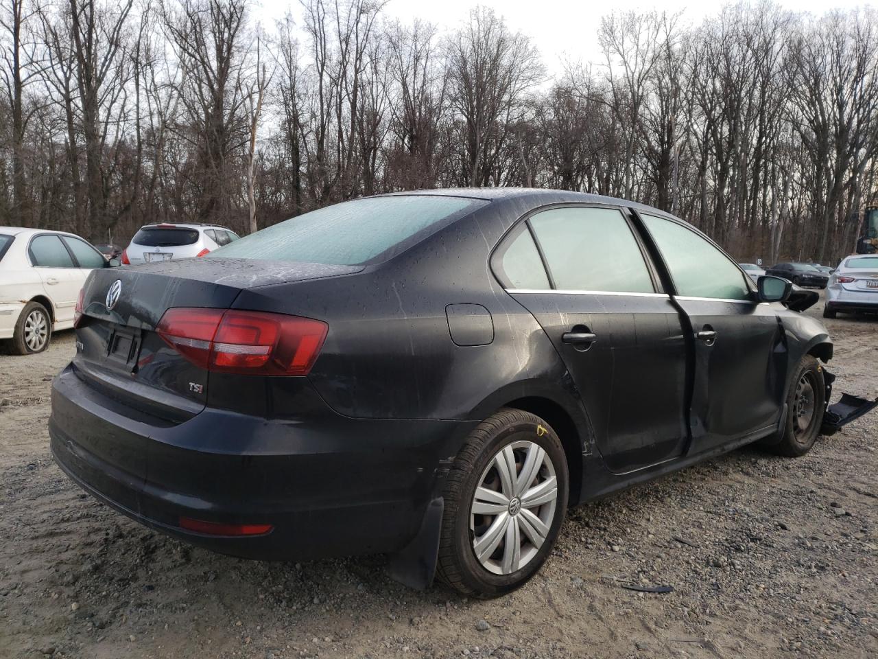 Photo 4 from auction – 2017 VOLKSWAGEN JETTA S with VIN 3VW2B7AJ5HM213017