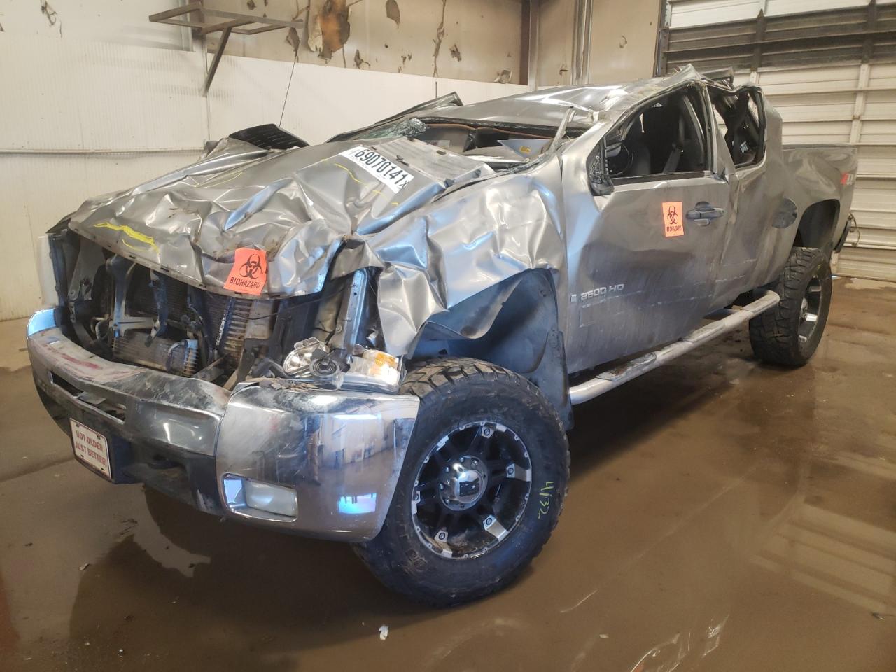 Photo 2 from auction – 2007 CHEVROLET SILVERADO with VIN 1GCHK29617E565869