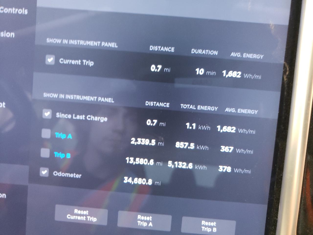 Photo 8 from auction – 2015 TESLA MODEL S 85 with VIN 5YJSA1H25FF089821