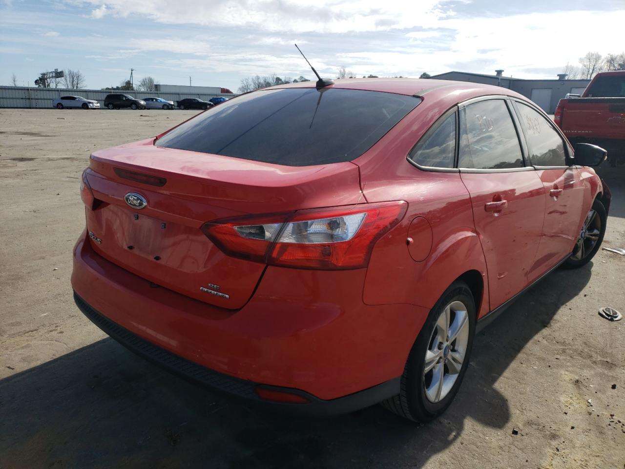 Photo 4 from auction – 2013 FORD FOCUS SE with VIN 1FADP3F25DL282637