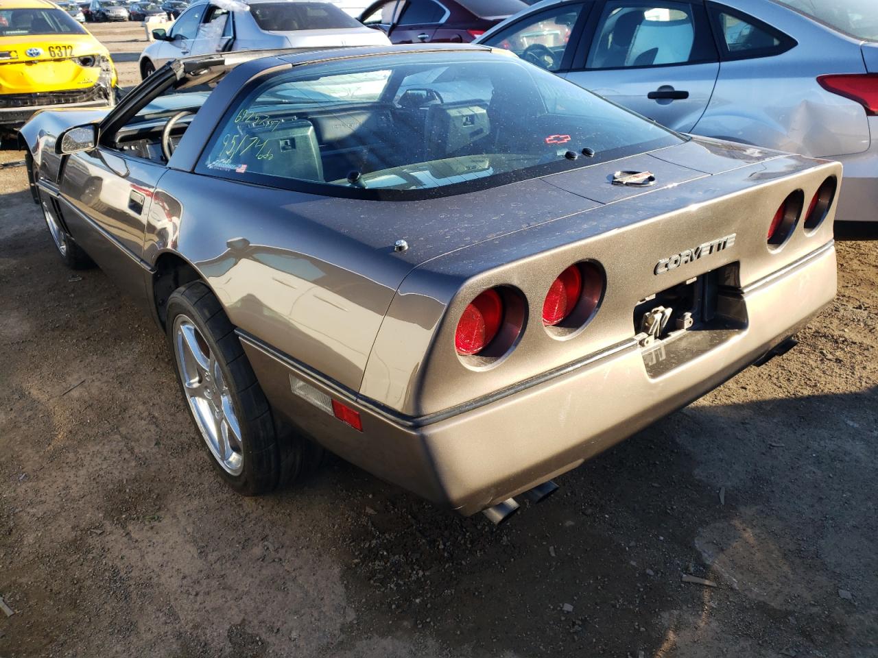 Photo 3 from auction – 1985 CHEVROLET CORVETTE with VIN 1G1YY0788F5132192