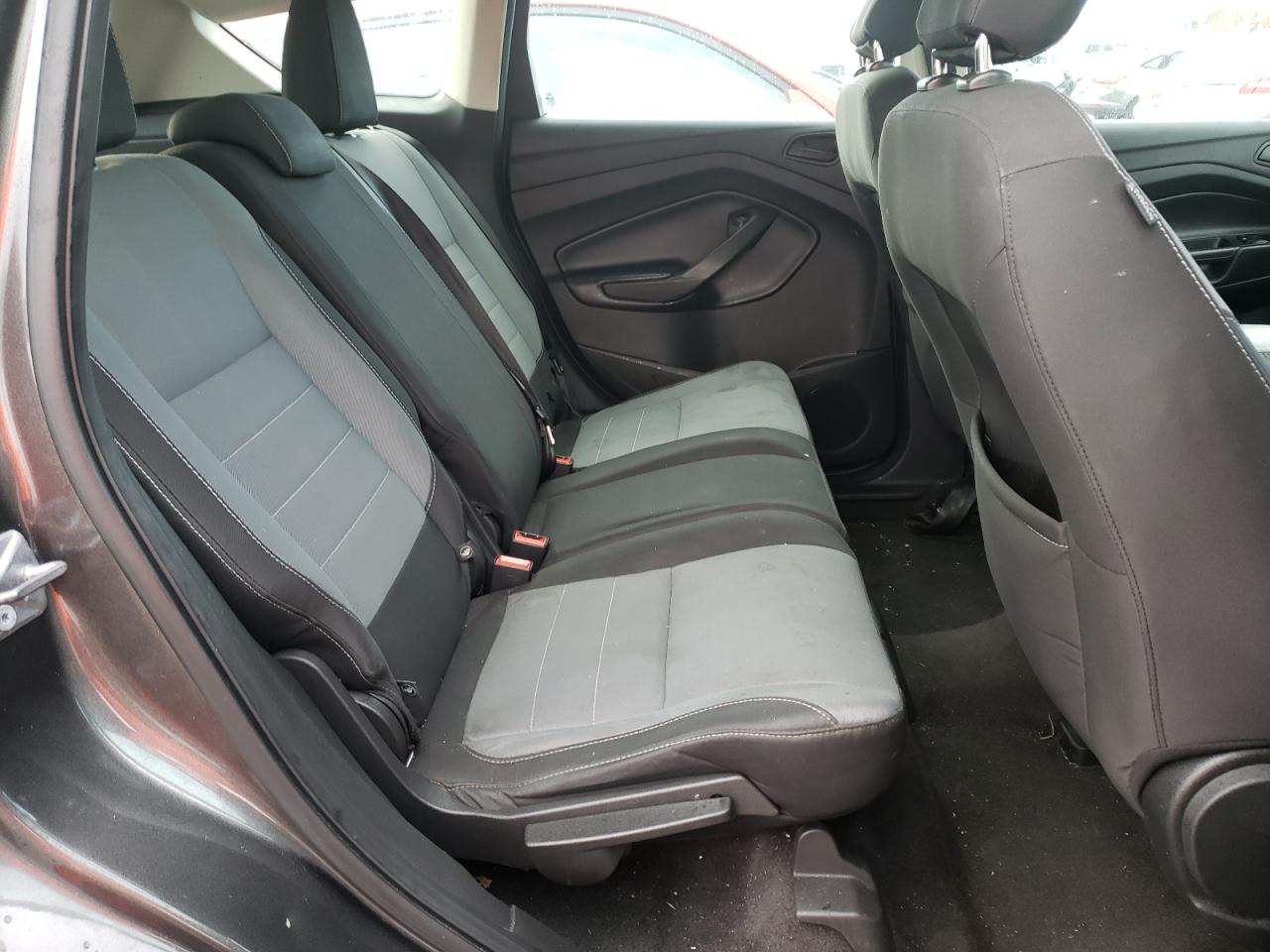 Photo 6 from auction – 2018 FORD ESCAPE S with VIN 1FMCU0F74JUB08276