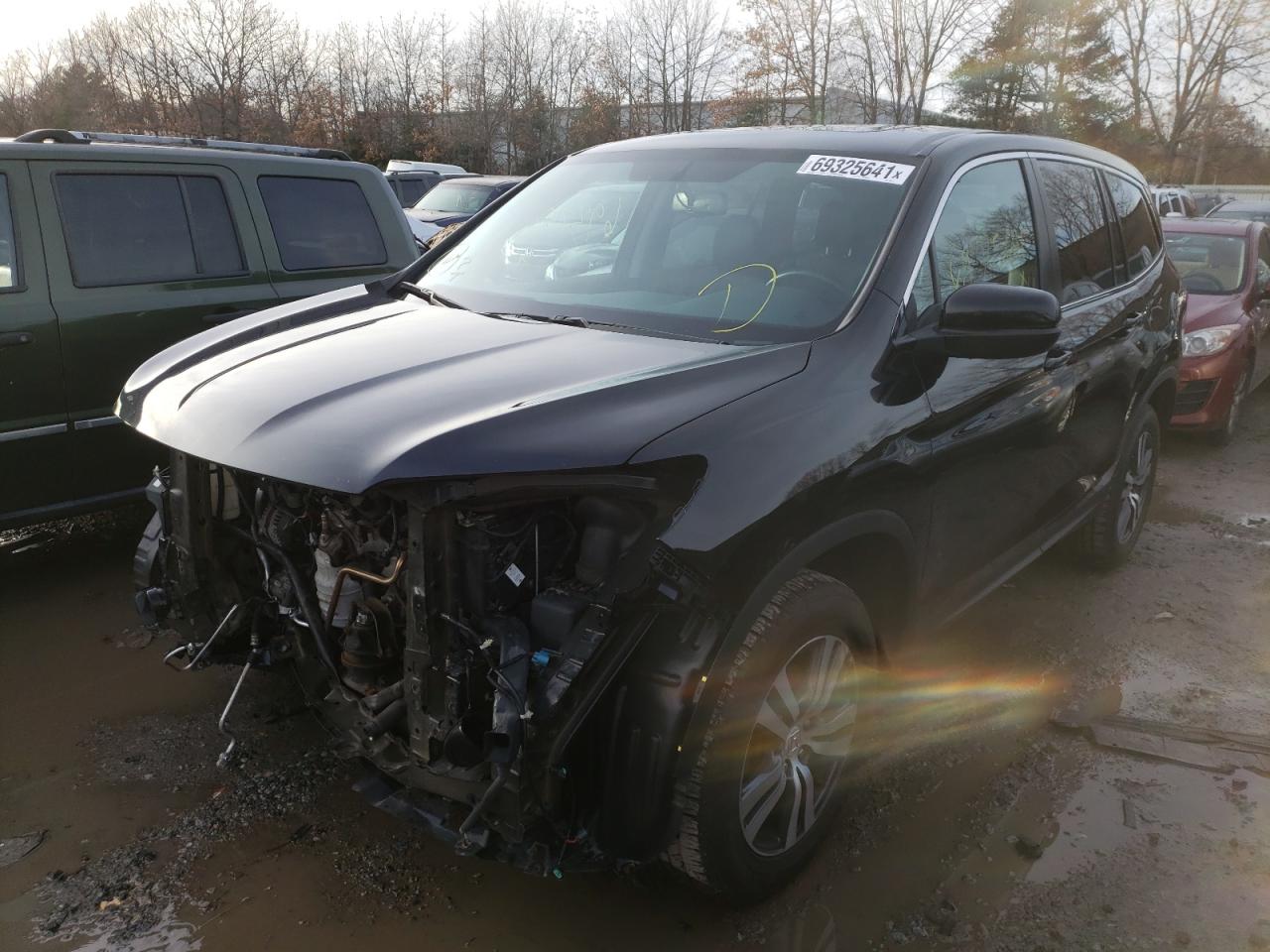 Photo 2 from auction – 2017 HONDA PILOT EXL with VIN 5FNYF6H53HB095476