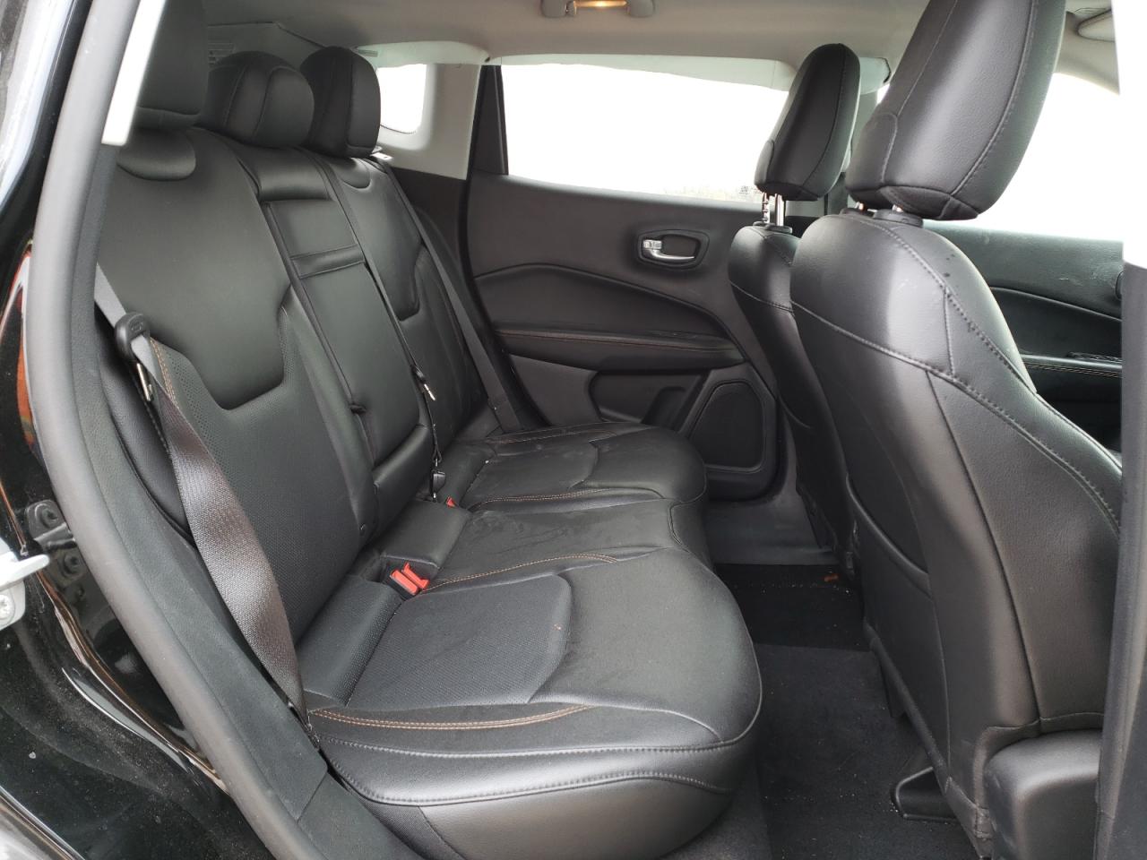 Photo 6 from auction – 2018 JEEP COMPASS LI with VIN 3C4NJDCB0JT457659