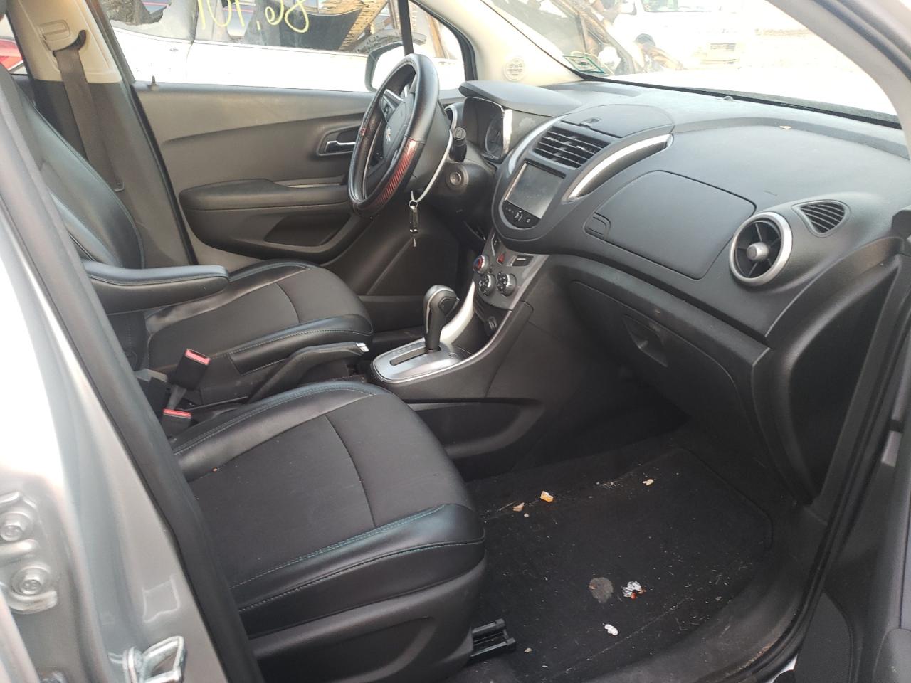 Photo 5 from auction – 2016 CHEVROLET TRAX 1LT with VIN 3GNCJLSB6GL250826