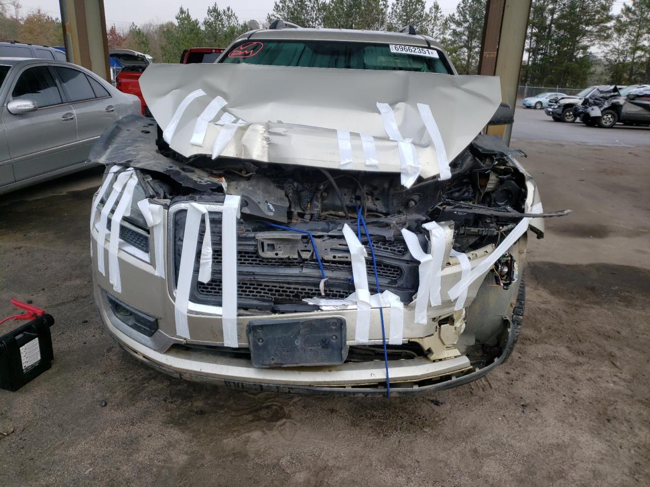 Photo 9 from auction – 2014 GMC ACADIA SLE with VIN 1GKKRPKDXEJ270348