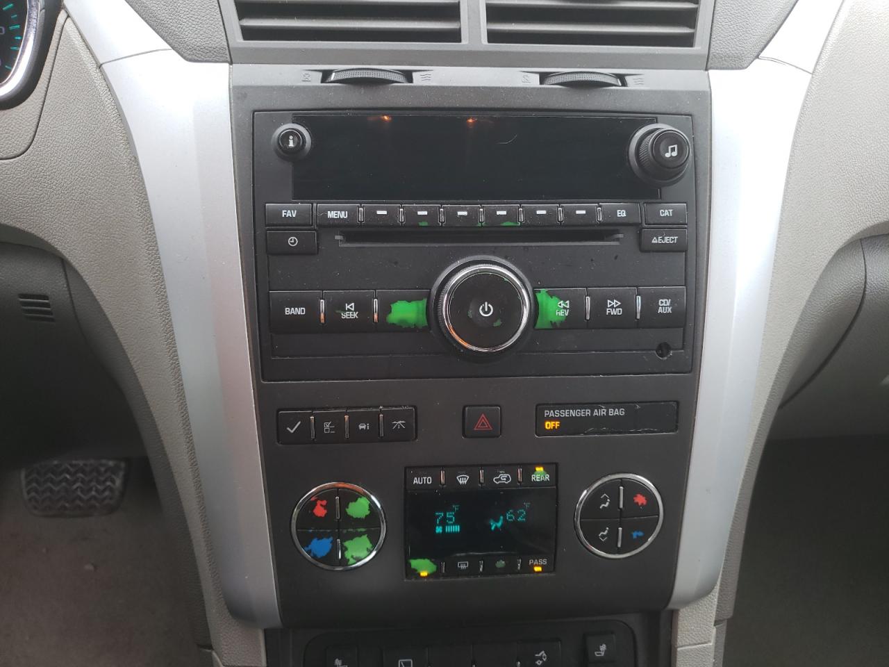 Photo 9 from auction – 2012 CHEVROLET TRAVERSE L with VIN 1GNKRJED9CJ337241