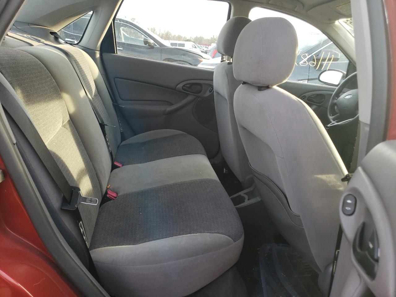 Photo 6 from auction – 2003 FORD FOCUS SE with VIN 1FAFP34P03W218705