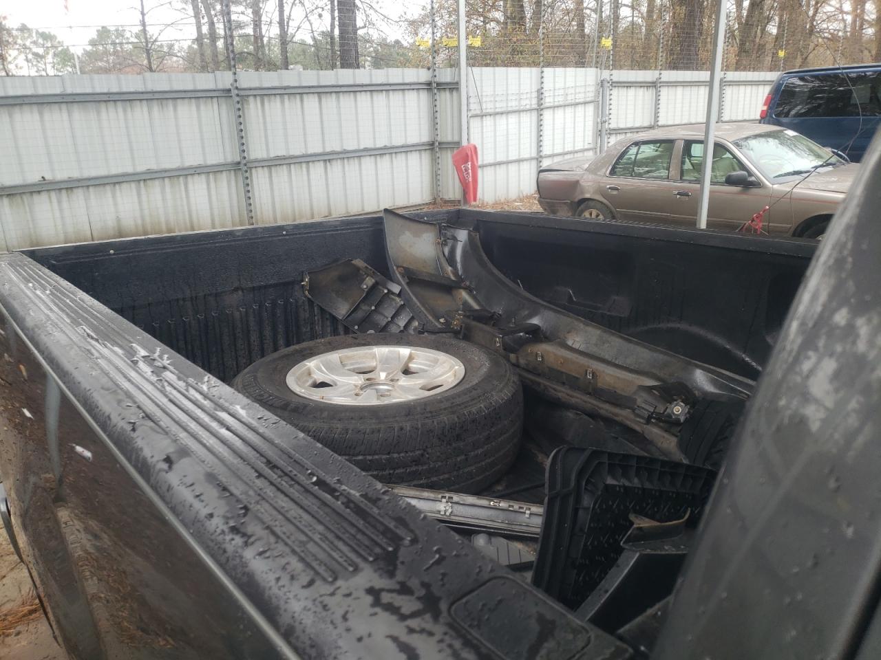 Photo 6 from auction – 2007 FORD F150 with VIN 1FTRF12287NA88285