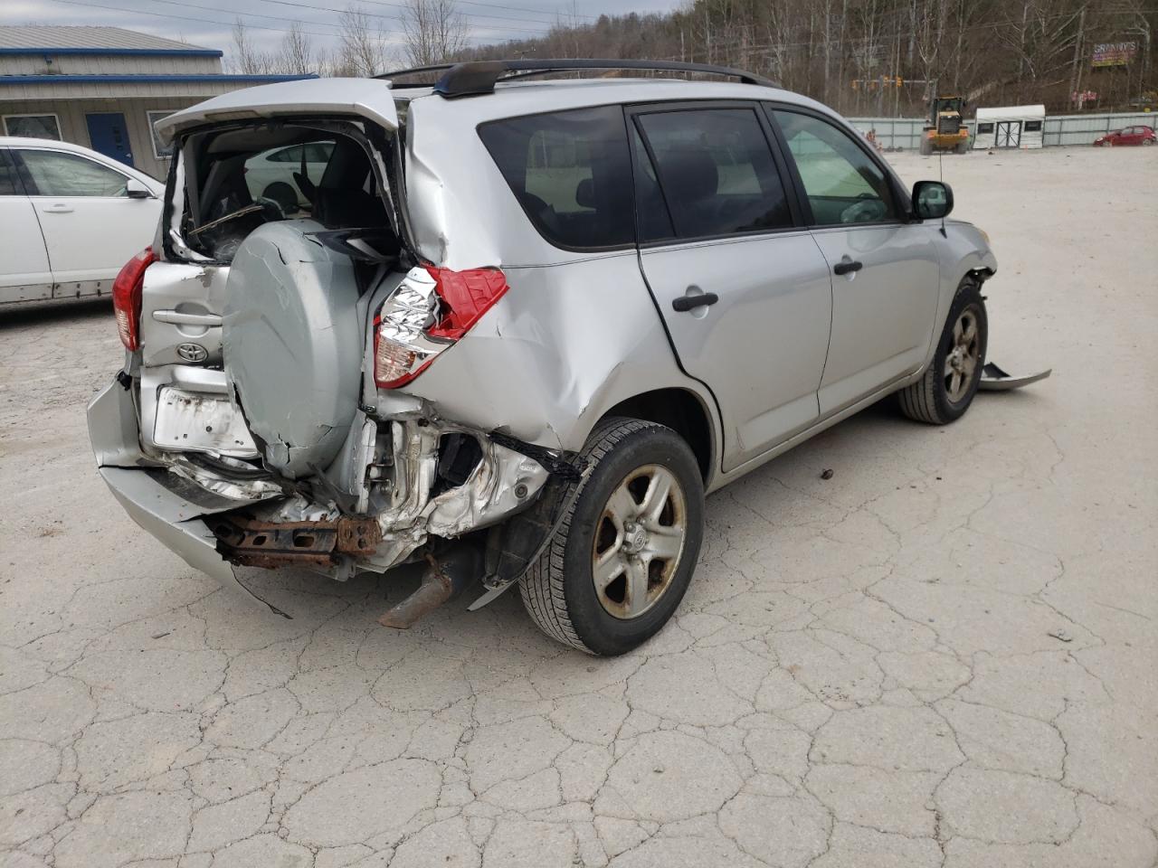 Photo 4 from auction – 2007 TOYOTA RAV4 with VIN JTMBD33V575096100