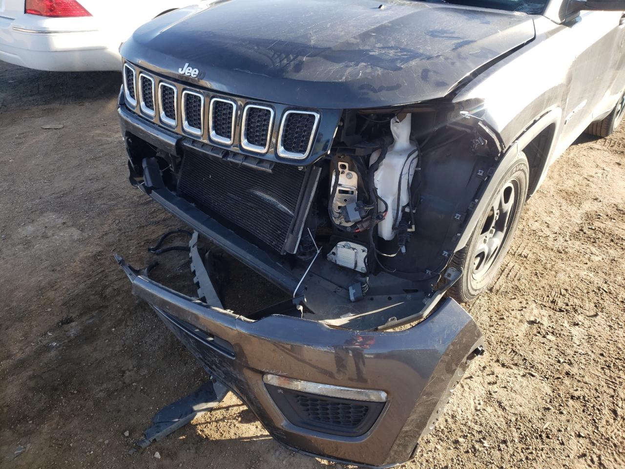 Photo 9 from auction – 2019 JEEP COMPASS SP with VIN 3C4NJCAB1KT616106