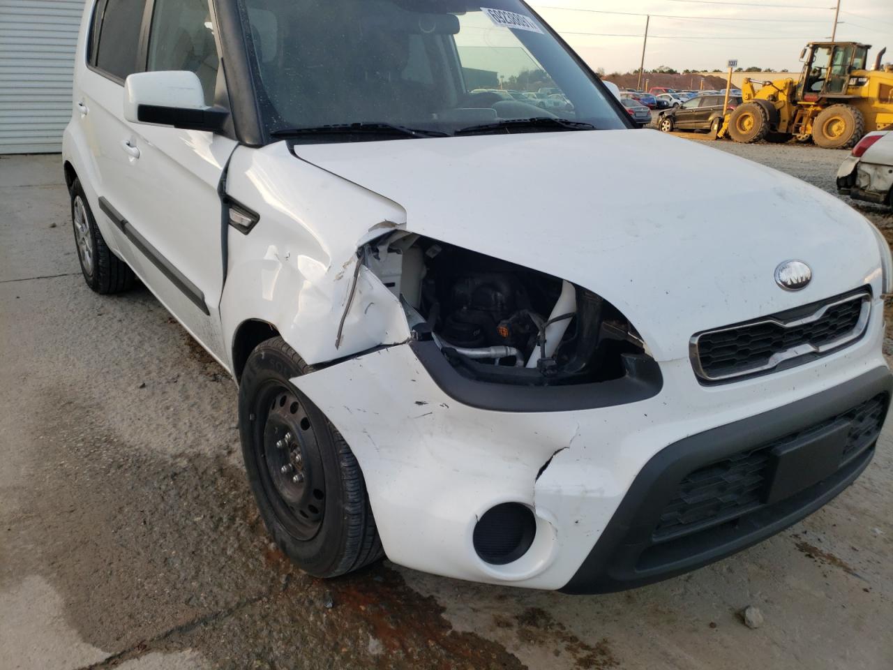 Photo 9 from auction – 2013 KIA SOUL with VIN KNDJT2A51D7753874