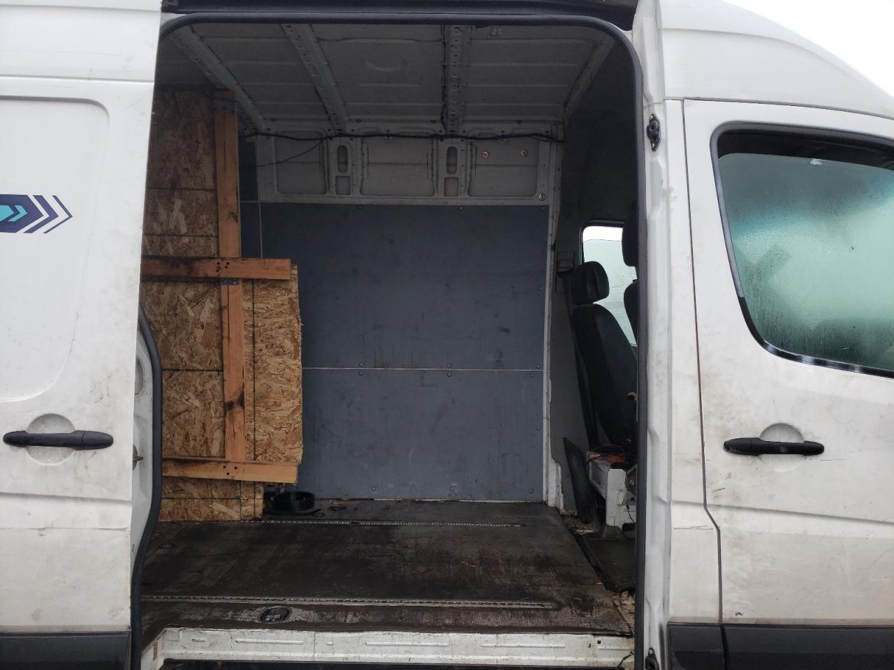 Photo 6 from auction – 2007 DODGE SPRINTER 2 with VIN WD0PE845775205159