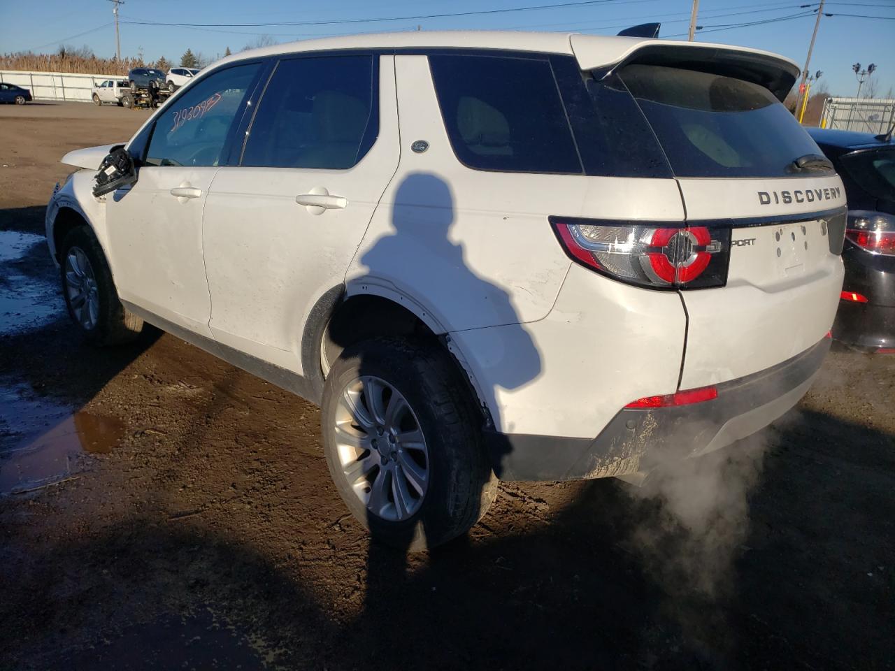 Photo 3 from auction – 2017 LAND ROVER DISCOVERY with VIN SALCP2BG9HH659098
